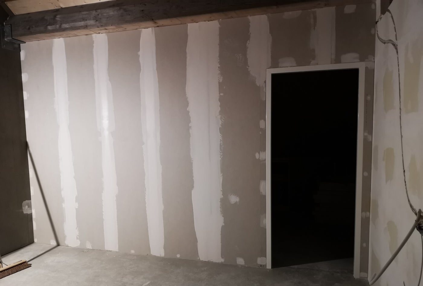 Gipswanden geplaatst door SRM Bouw